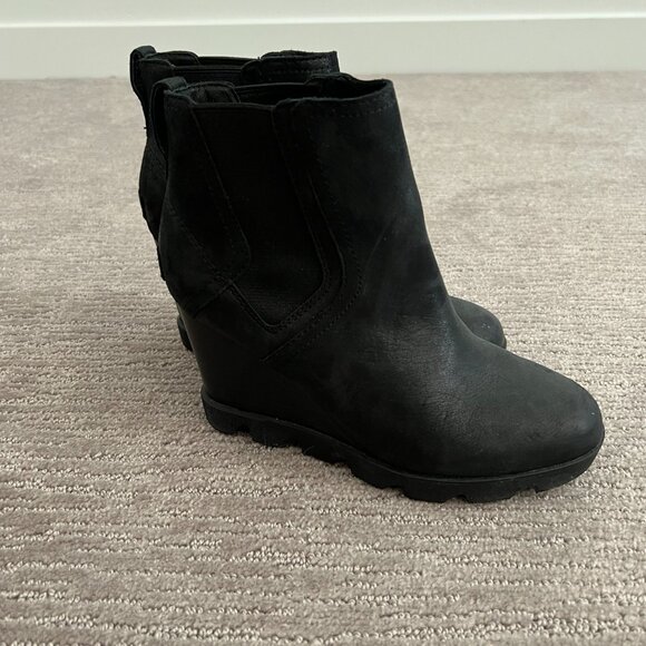 Sorel Joan Uptown Wedge Chelsea Boot - Picture 2 of 6